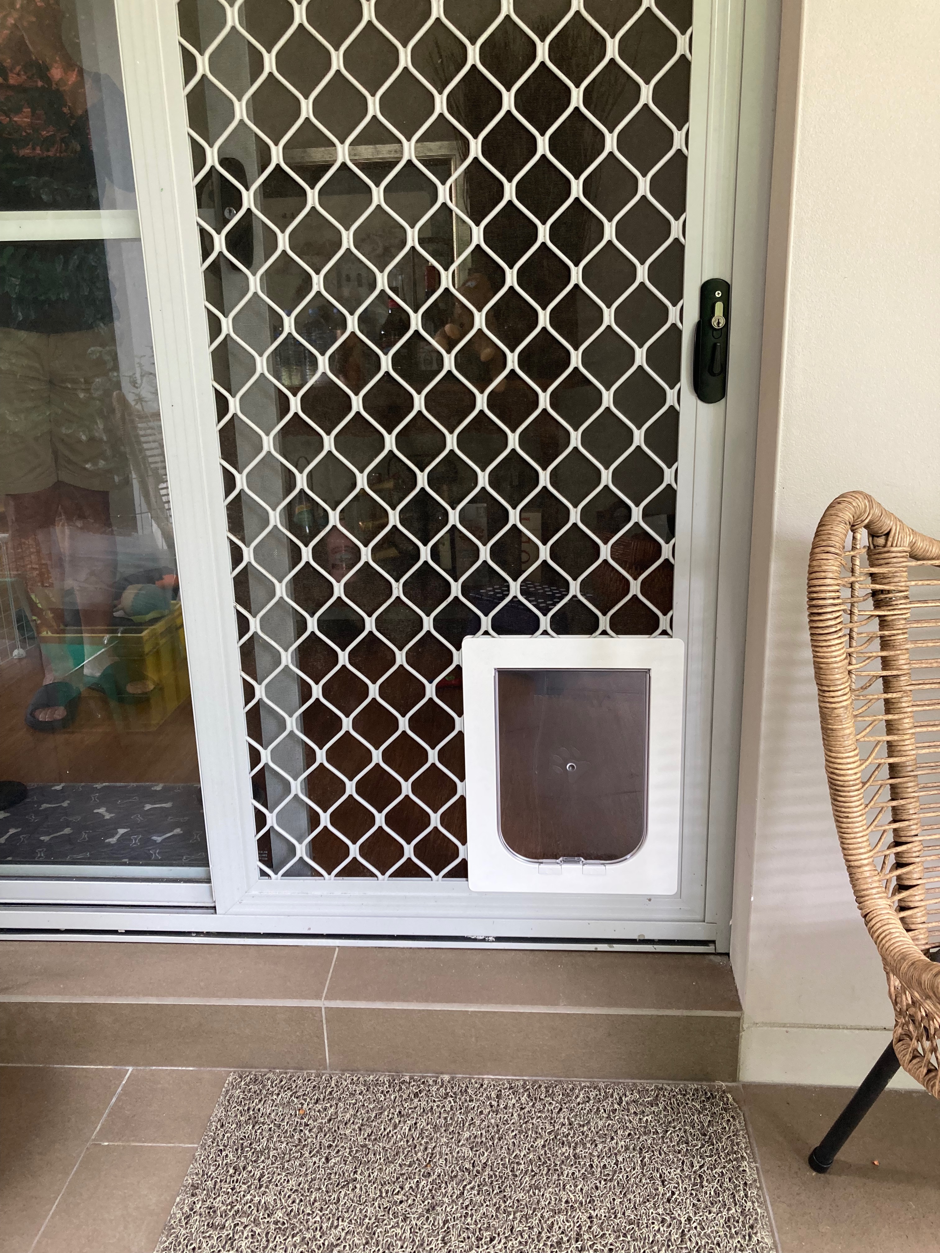 Let your medium-sized dog explore the outdoors at their leisure with our medium dog door installation service in screen doors. We specialise in seamlessly integrating medium dog doors into screen surfaces, offering convenient access for your furry friend while maintaining a barrier against insects and pests.