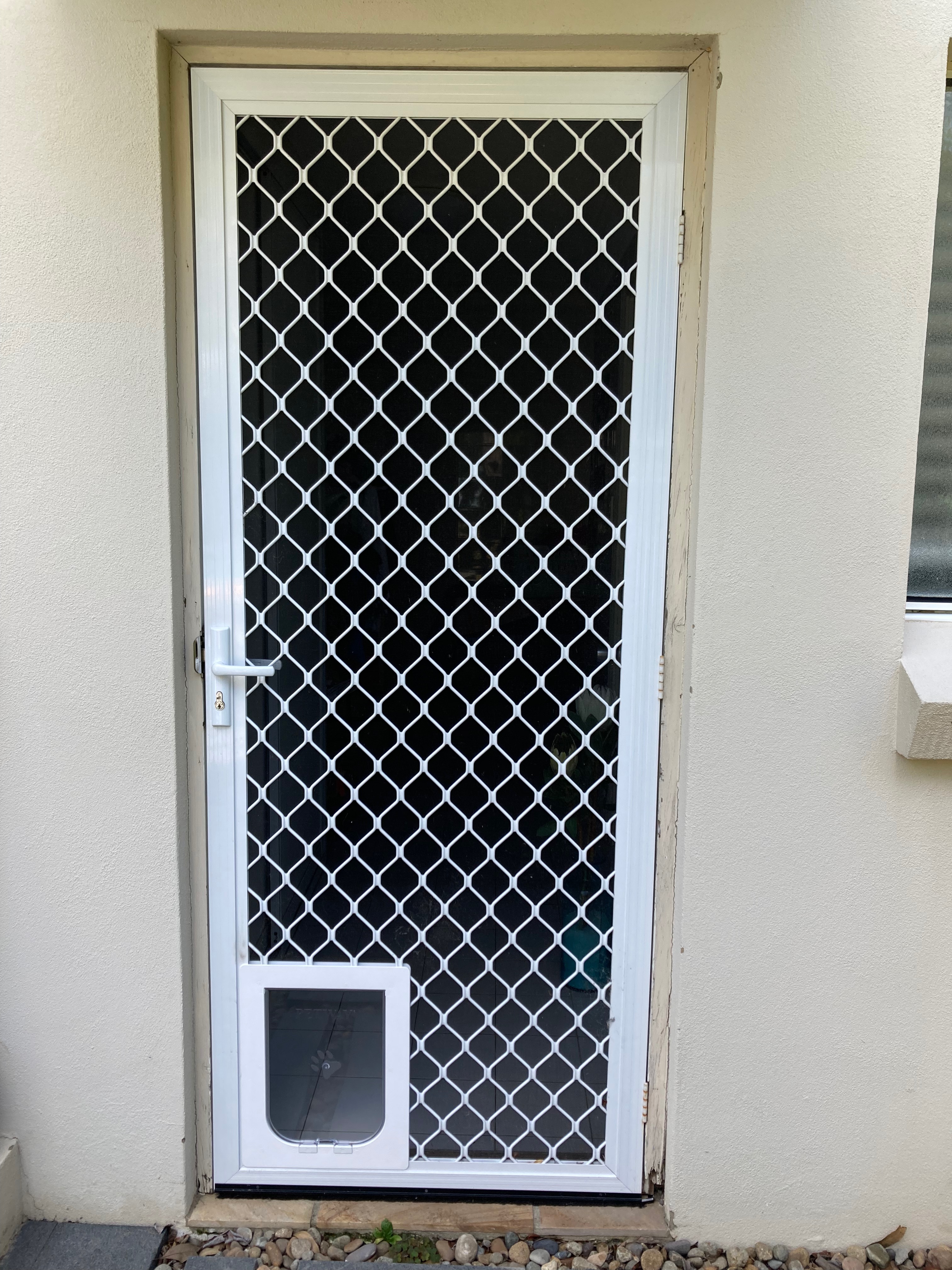 Let your medium-sized dog explore the outdoors at their leisure with our medium dog door installation service in screen doors. We specialise in seamlessly integrating medium dog doors into screen surfaces, offering convenient access for your furry friend while maintaining a barrier against insects and pests.