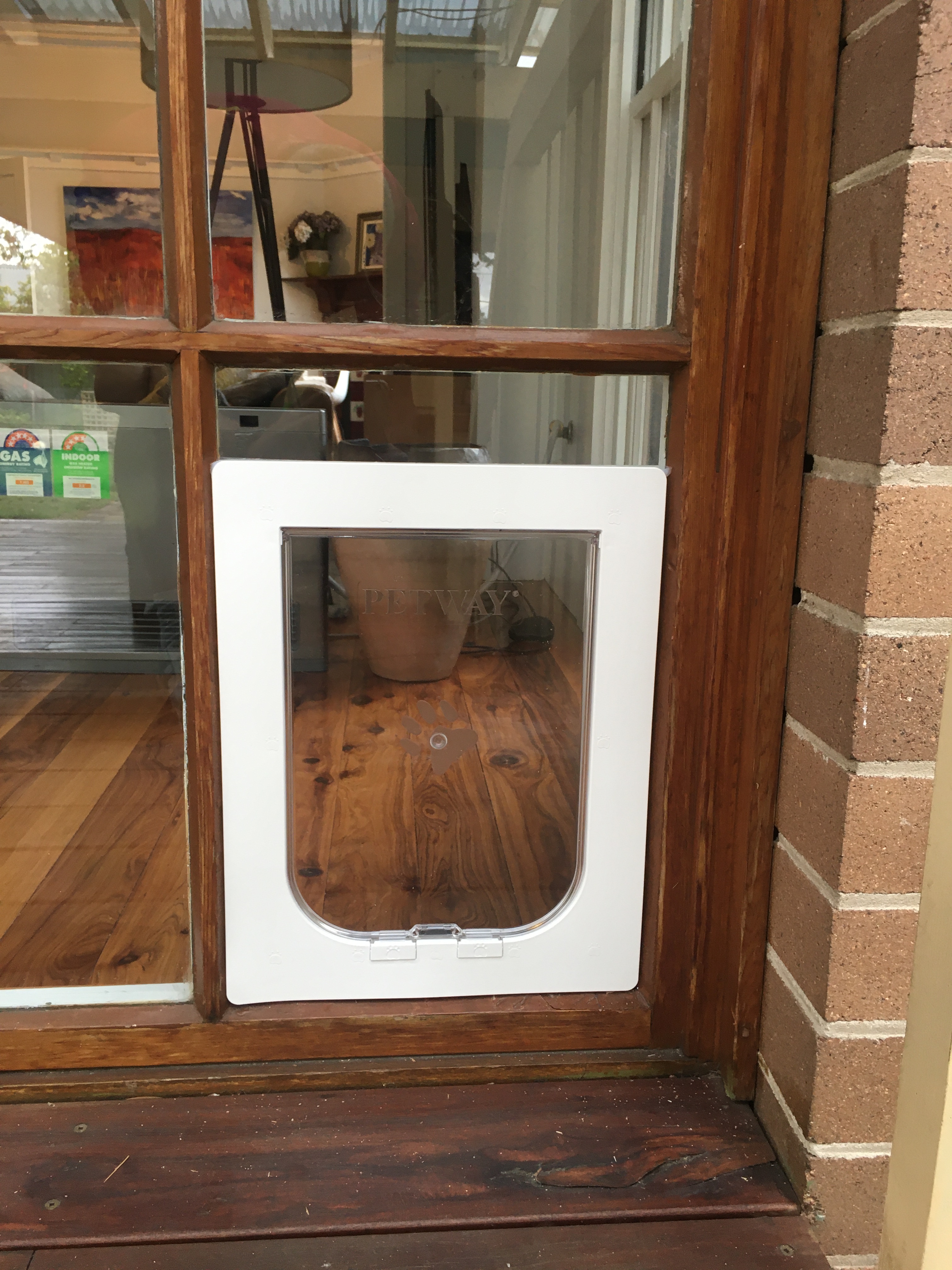 Grant your medium-sized canine companion the freedom they deserve with our medium dog door installation service in glass. We specialise in seamlessly integrating medium dog doors into glass panels, ensuring a secure and durable entry point for your furry friend.